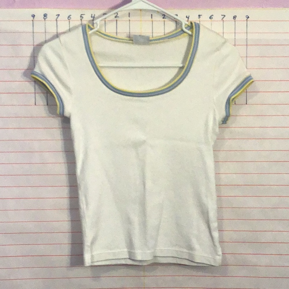 TILT women’s top   No size tag (MAYBE A SMALL)